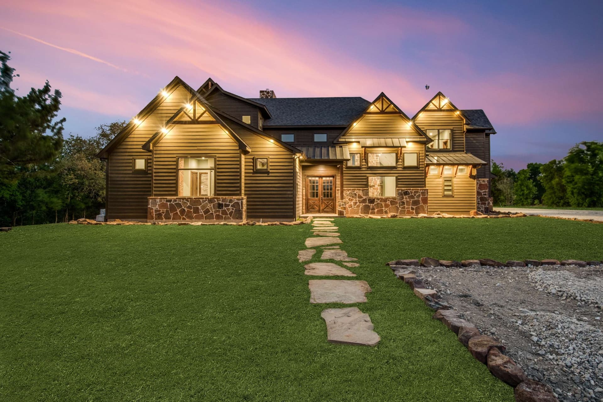Custom Home, Pool & Shop Valley View, TX - J C Boyd Custom Builders