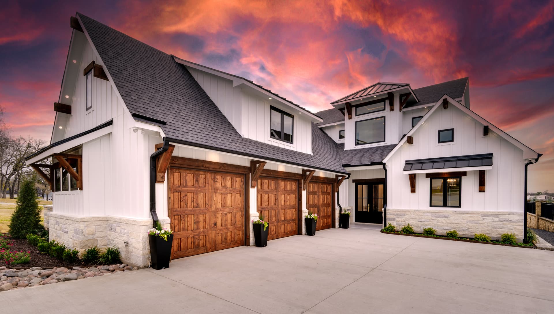 Custom Lake House Lake Kiowa, TX — J C Boyd Custom Builders